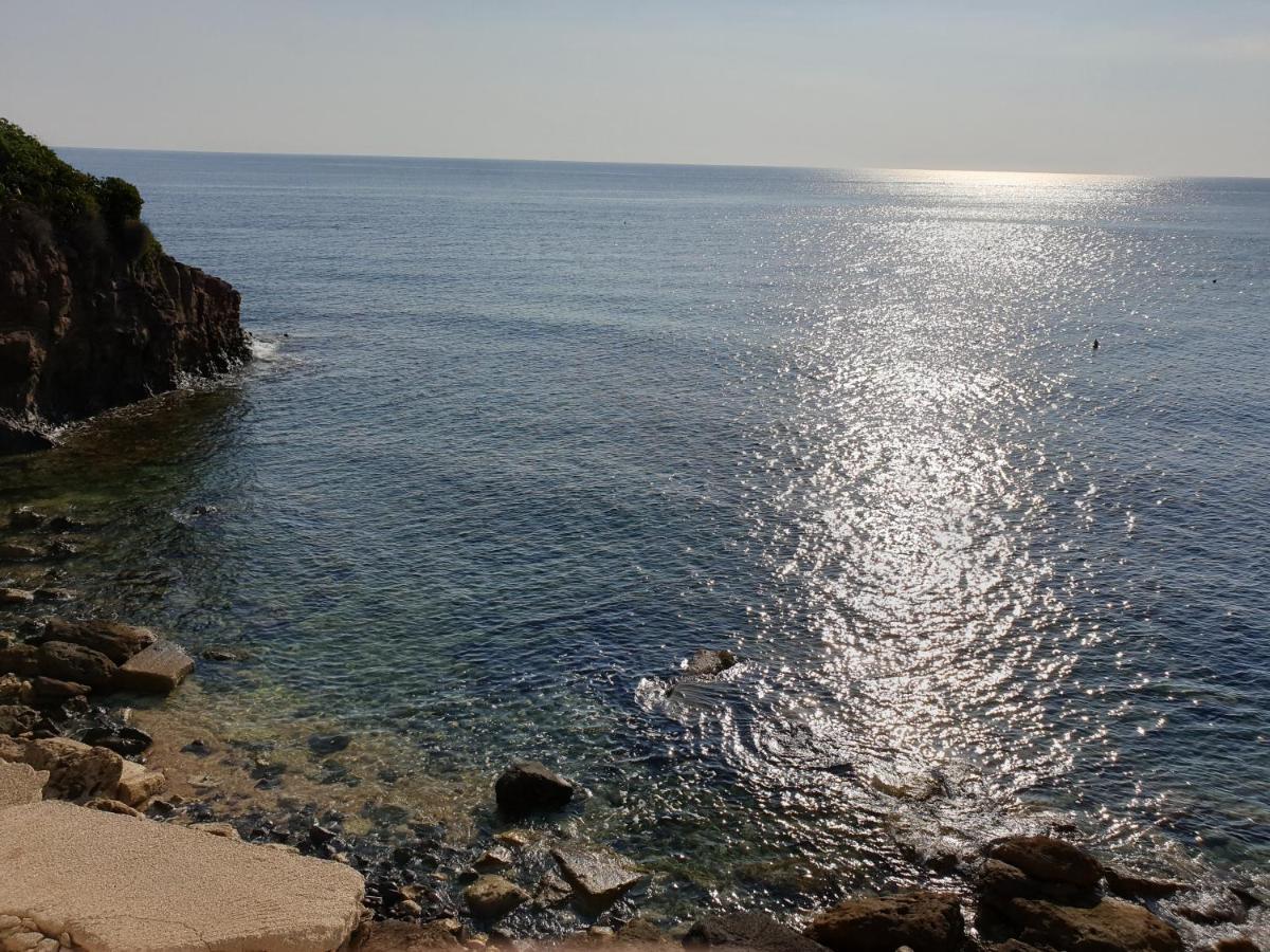 דירות אוגוסטה Rising Sun Bay מראה חיצוני תמונה