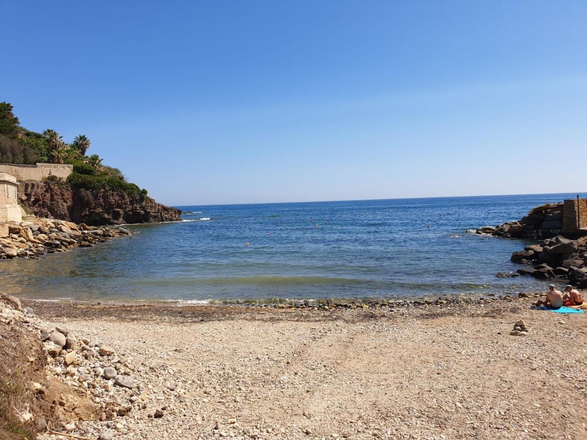 דירות אוגוסטה Rising Sun Bay מראה חיצוני תמונה