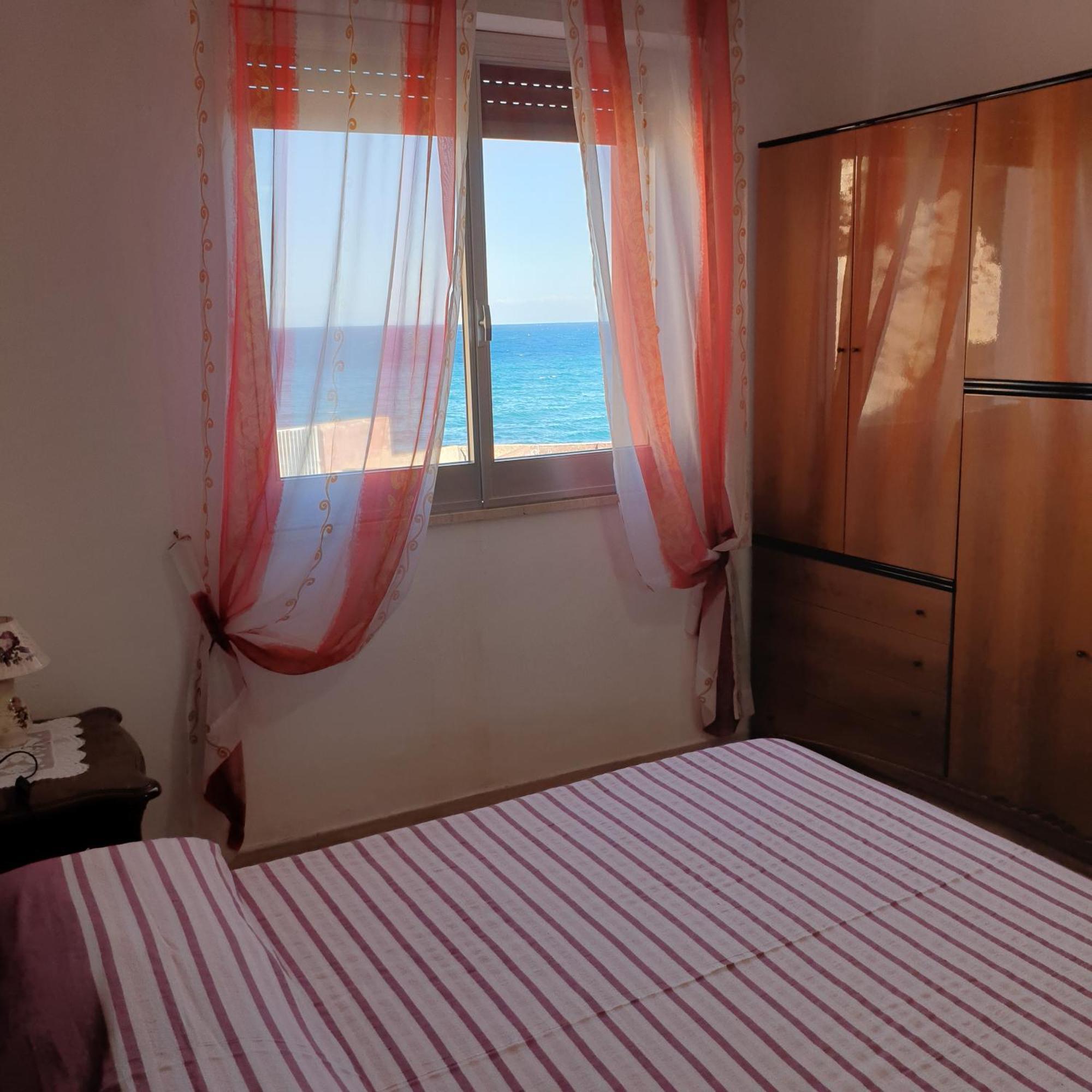 דירות אוגוסטה Rising Sun Bay מראה חיצוני תמונה